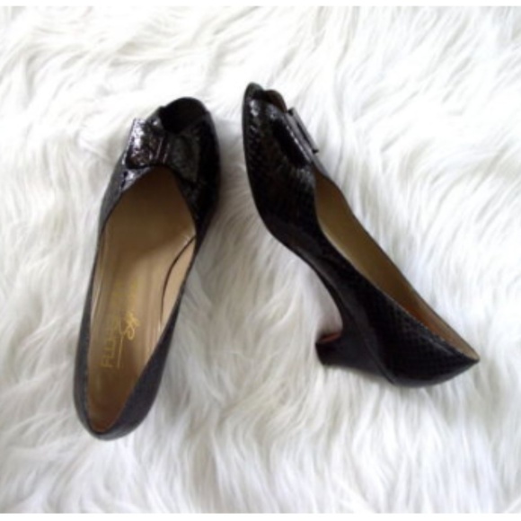 Vintage 1980's Florsheim Signature Black Peep Toe Snakeskin Heels Sz 7 - Picture 1 of 8